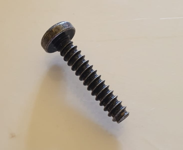 12728530 vijak za vrtni kosilnico scitnik jermena VIJAK 4,8x25mm ZA ŠČITNIK JERMENA - Slika 1